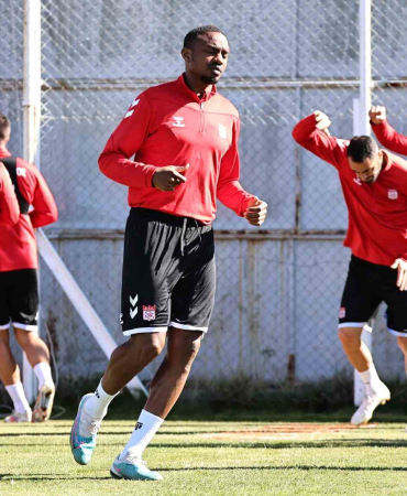 Si̇vasspor, Çaykur Ri̇zespor Maçı Hazırlıklarını Sürdürdü