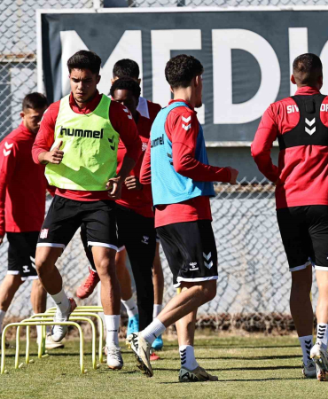 Si̇vasspor Mi̇nyatür Kalede Maç Yaptı
