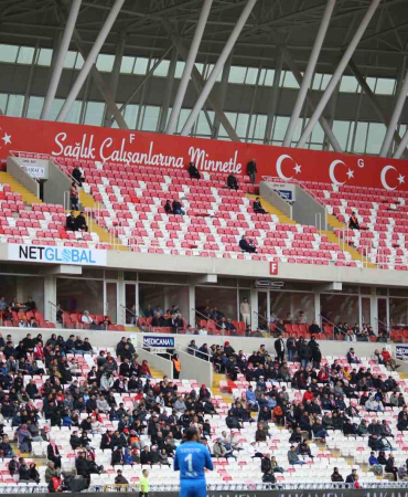 Si̇vassporlu Taraftarlar, Hatayspor Maçına İlgi̇ Göstermedi̇