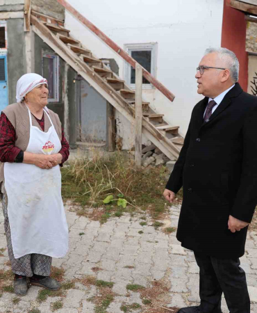 Si̇vasta Meydana Gelen İki̇ Ayrı Depremde 12 Ev Hafi̇f Hasar Gördü