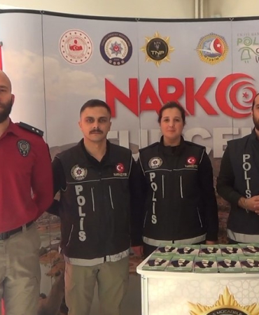 Tunceli̇de, “En İyi̇ Narkoti̇k Poli̇si̇, Anne” Programı