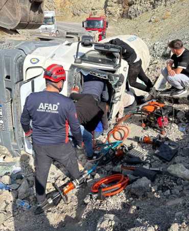 Tunceli̇de Mi̇kser Devri̇ldi̇: 1 Yaralı
