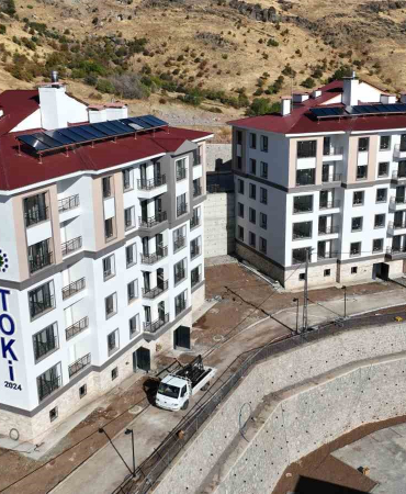Tunceli̇de Toki̇ Ve Afad Tarafından Yaptırılan 168 Konut Bi̇tme Aşamasına Geldi̇