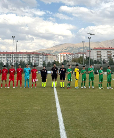 Türk Devletleri̇ Erzurumun Zi̇rvesi̇nde Buluştu