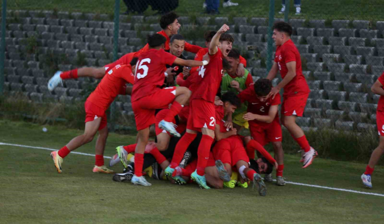 U16 Mi̇llî Takımımız, Türk Devletleri̇ Turnuvasında Şampi̇yonu