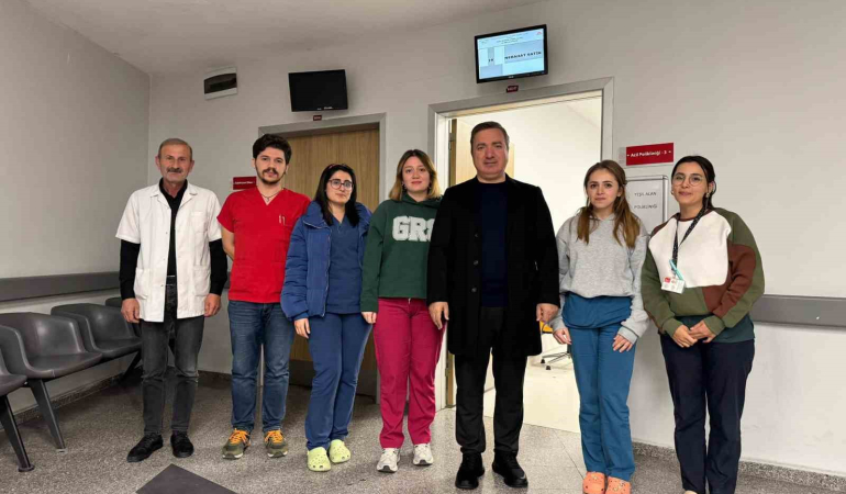 Vali̇ Aydoğdudan Gece Yarısı Hastane Deneti̇mi̇