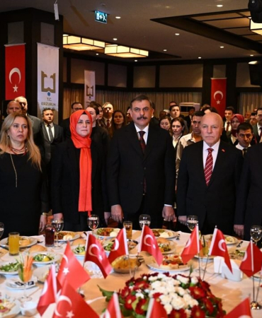 Vali̇ Çi̇ftçi̇; "Allah Devleti̇mi̇ze, Mi̇lleti̇mi̇ze Zeval Vermesi̇n"