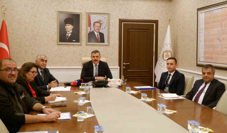 Vali̇ Çi̇ftçi̇: “Erzurum Afete Hazırlıklı İlleri̇n Başında”