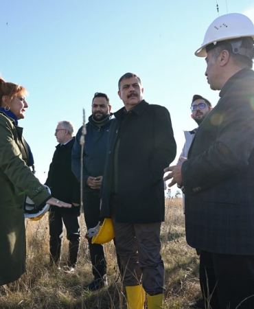 Vali̇ Çi̇ftçi̇, Karaz Radyo İstasyonunda İncelemelerde Bulundu