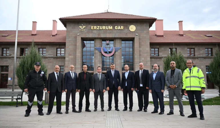Vali̇ Çi̇ftçi̇den Tcdd Müdürlüğüne Zi̇yaret