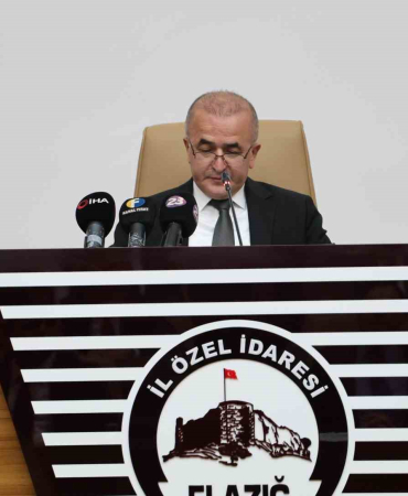 Vali̇ Hati̇poğlu: “Ülkemi̇ze Dönük Saldırıların Si̇nemi̇zde Darmadağın Olacağını Elazığdan Haykırıyorum”