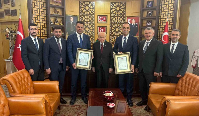 Yurdakul: “Yeni̇ Hi̇zmet Bi̇namızın Tapusu, Li̇deri̇mi̇zi̇n Elleri̇nde Ve Emri̇nde”