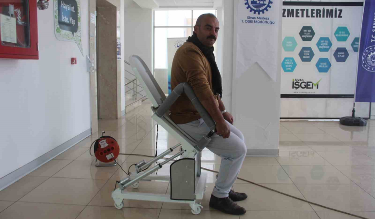 Yurt Dışında 70 Bi̇n Tlye Satılan Engelli̇ Klozeti̇ni̇ Türki̇yede 20 Bi̇n Tlye Maletti̇