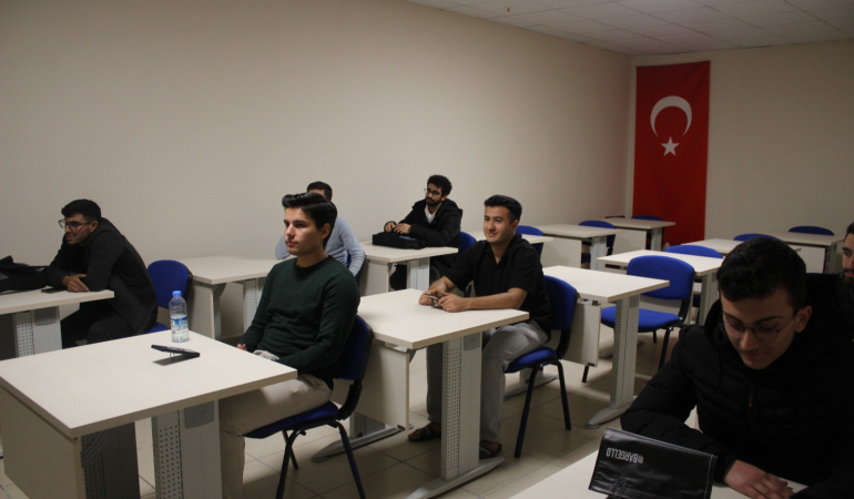 Piri Sami Yurdu İşaret Dili kursu ile farkındalık yaratıyor