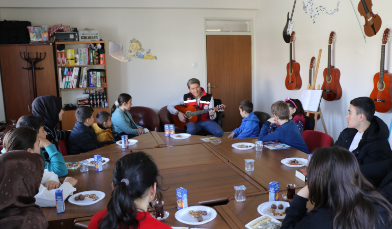 “Dünya Çocuk Kitapları Haftası”nda Etkinlik Düzenlendi