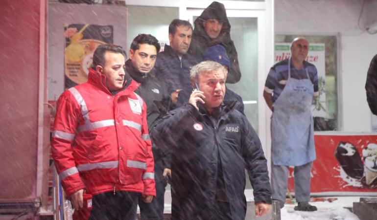 Vali Aydoğdu sahada çalışmaları yakından takip etti
