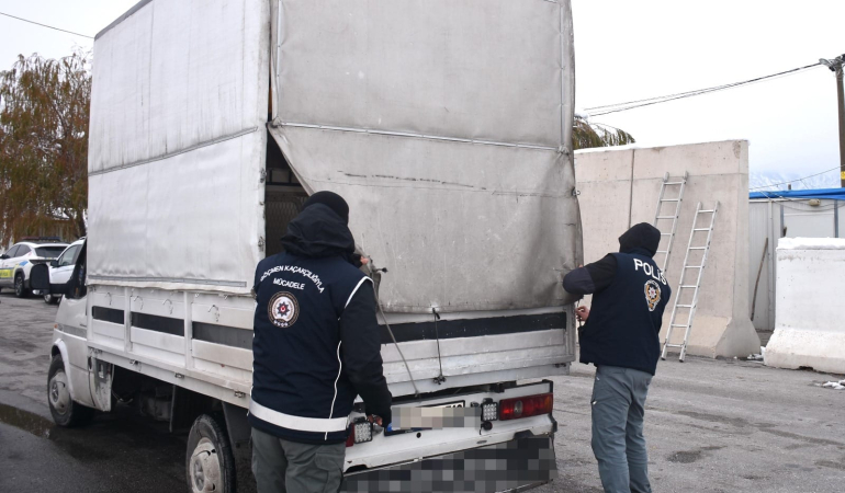 Düzensiz Göç ile Mücadeleye Devam