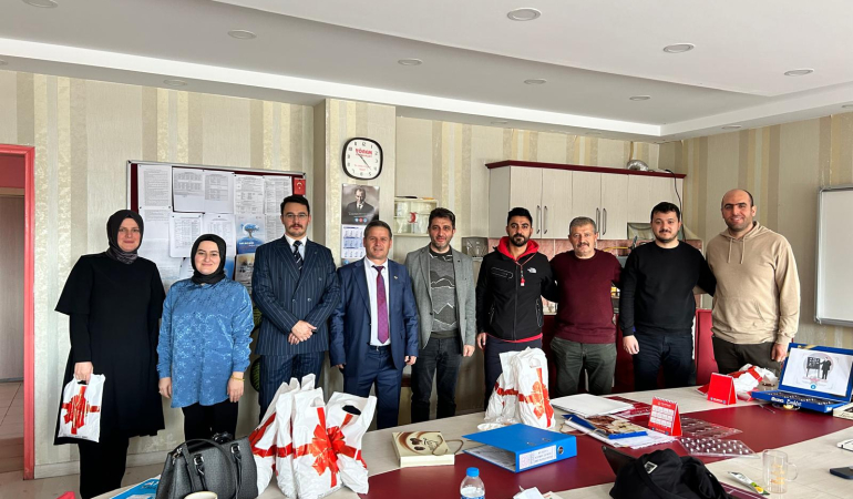 Kelkit Türk Eğitim-Sen Öğretmenler Günü’nü Kelkit Fasulyesi İle Kutladı
