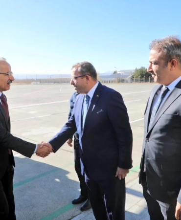 Bakan Uraloğlu Karsta