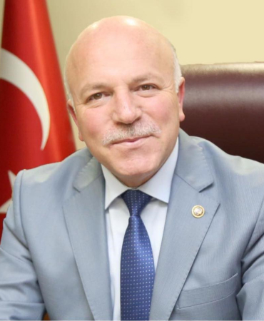 Başkan Sekmen:” Saygı, Mi̇nnet Ve Rahmetle Anıyorum”