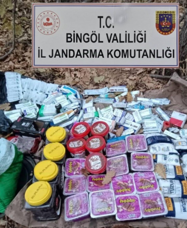 Bi̇ngölde Terör Örgütüne Ai̇t Yaşam Malzemesi̇ Ele Geçi̇ri̇ldi̇