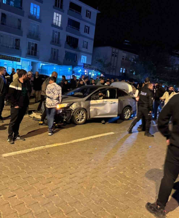Bi̇ngölde Trafi̇k Kazası: 2 Yaralı