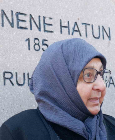 "Çocuğum Annesi̇z Büyür Ama Vatansız Büyümez"