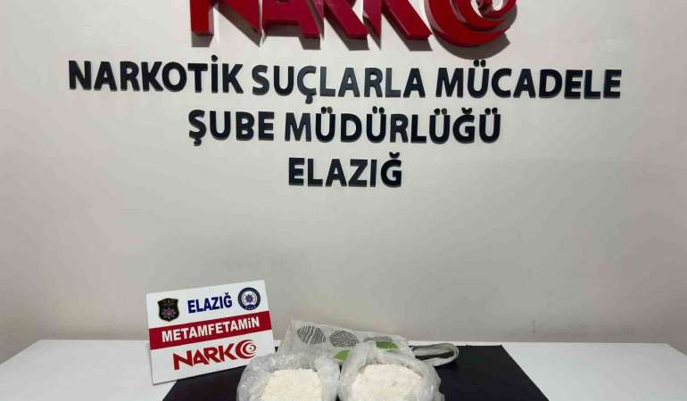 Dedektör Köpek Kokladı, Araçta Uyuşturucu Çıktı