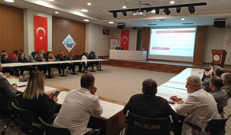 Elazığda Hastane Çalışanlarına Yazışma Kuralları Eği̇ti̇mi̇