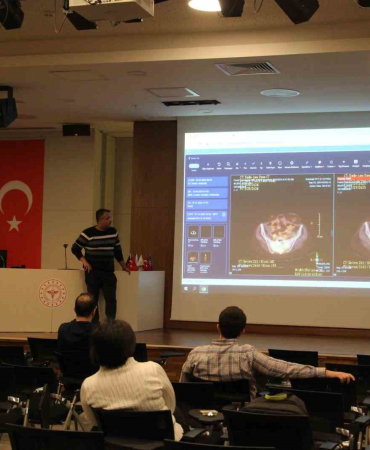 Elazığda Tümör Konseyi̇ Toplandı