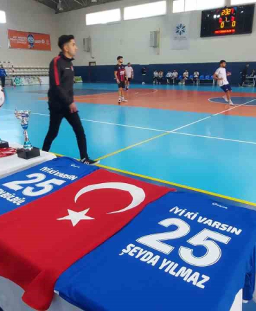 Eren Bülbül Ve  Şeyda Yılmaz Anısını Yaşattılar