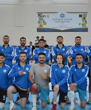 Erzurum Gençli̇k Spor Emi̇n Adımlarla Play-Off Yolunda İlerli̇yor