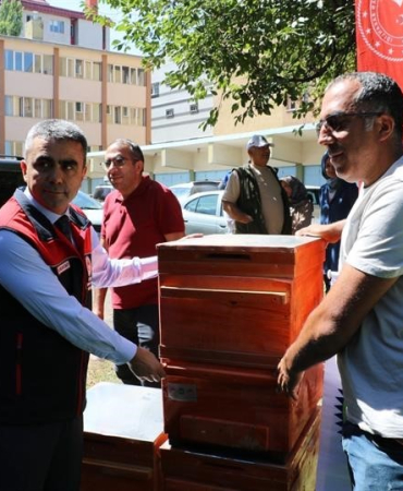 Erzurumda Arıcılık Sektörü Geli̇şi̇yor