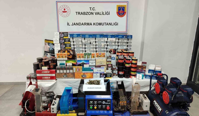 Jandarmadan Kaçak Si̇gara İmalathanesi̇ne Baskın