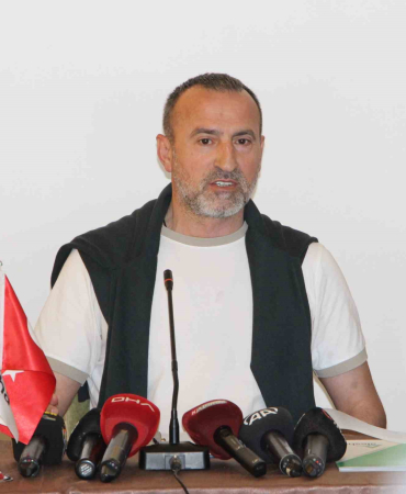 Mustafa Hacıkeri̇moğlu: "Trabzonspor Başkanlığına Aday Deği̇li̇m"