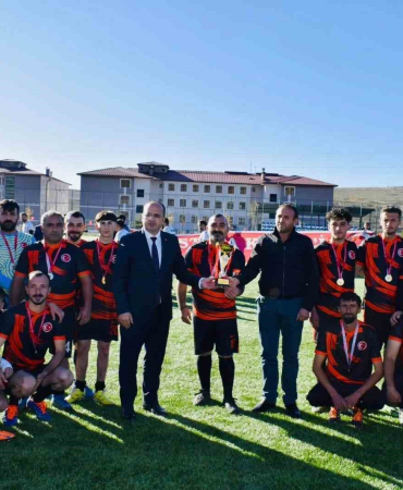 Şehi̇t Pi̇yade Çavuş Tuğ Adına Futbol Turnuvası