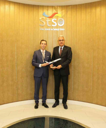 Stso, Antalya Uçak Seferleri̇ni̇n Başlatılmasını Talep Etti̇