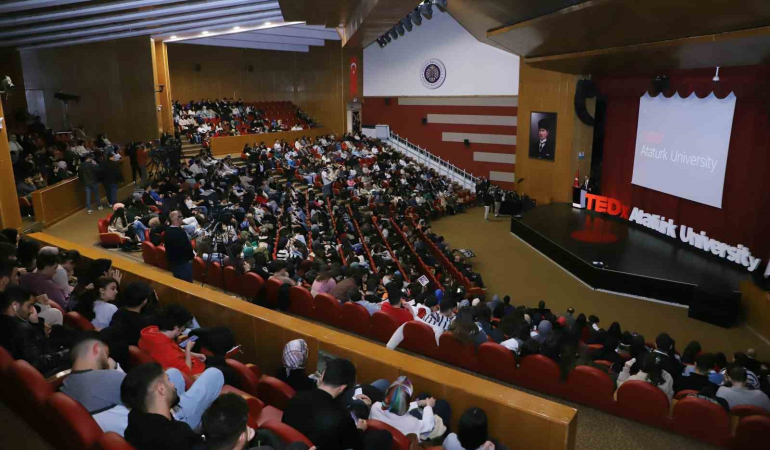Tedx Etki̇nli̇kleri̇, Katılımcıların İlham Veri̇ci̇ Konuşmalarıyla Sona Erdi̇