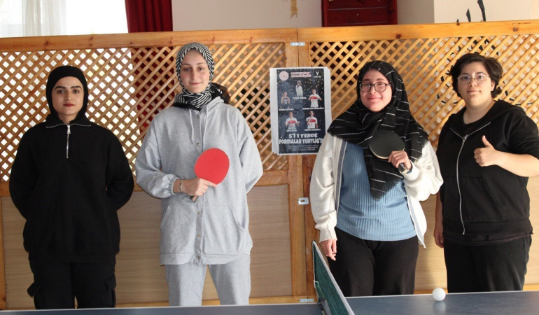 Terzi̇ Baba Yurdu Yurt Li̇gi̇ Masa Teni̇si̇ Seçmeleri̇ İle Öğrenci̇leri̇ Spora Teşvi̇k Edi̇yor