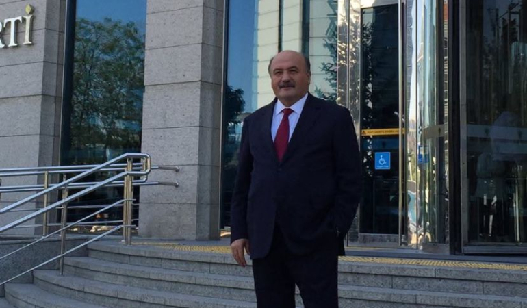 AK PARTİ ERZİNCAN MİLLETVEKİLİ SÜLEYMAN KARAMAN’DAN 2025 YILI KUTLAMA MESAJI