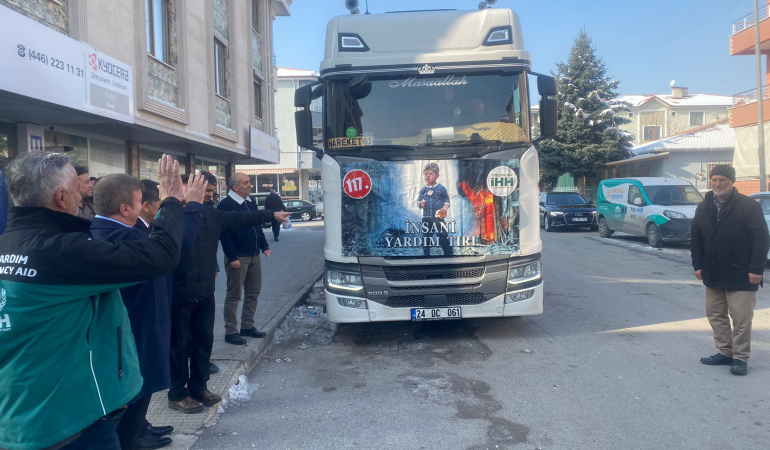 Erzincan’dan 120. Yardım Tırı Reyhanlı’ya Doğru Yol Aldı