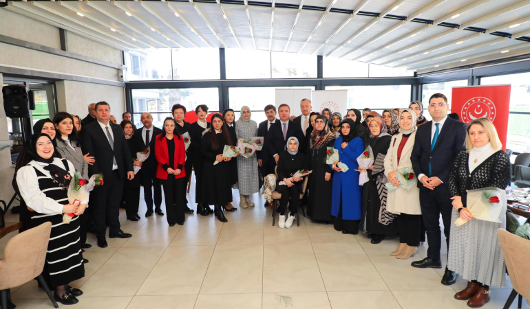 “Kadına Yönelik Şiddetle Mücadele Günü” Konulu Program Düzenlendi