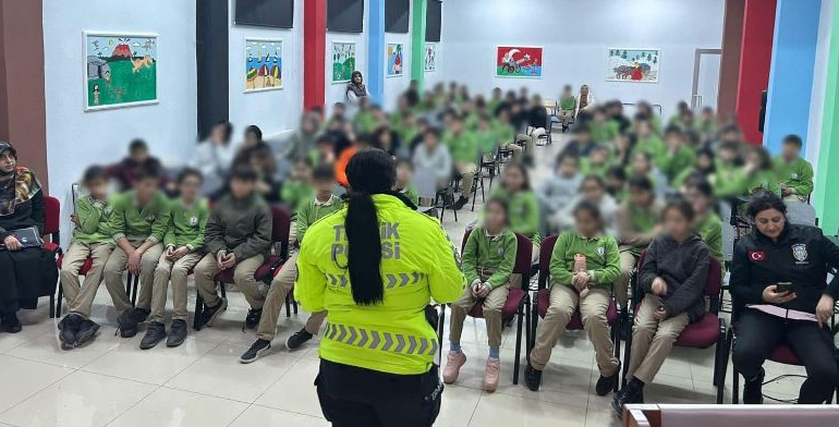 Öğrenciler bilgilendirildi