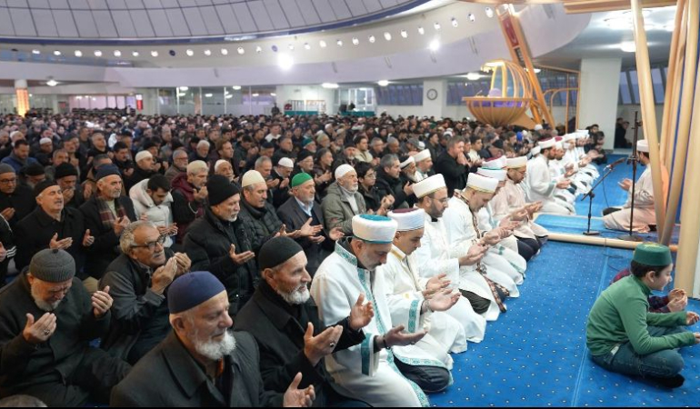Erzincan’da Üç Ayların Bereketi Terzibaba Camii’nde Başladı
