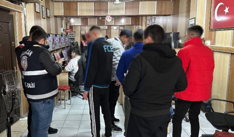 Erzincan’da oyun salonları denetlendi
