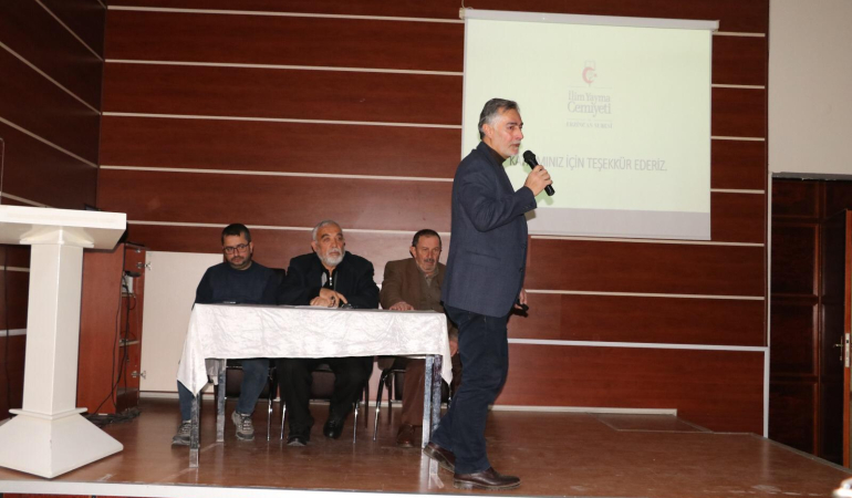 Mesut Deniz güven tazeleyerek yeniden göreve seçildi