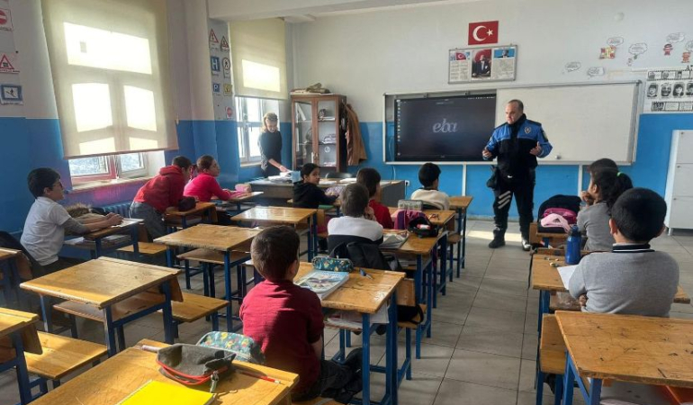 180  öğrenciye eğitim verildi