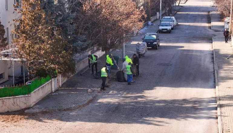 Şehir genelinde kapsamlı temizlik çalışmaları devam ediyor