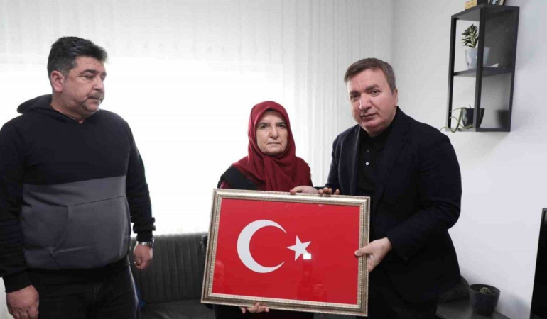 Vali Aydoğdu’dan şehit ailesine ziyaret