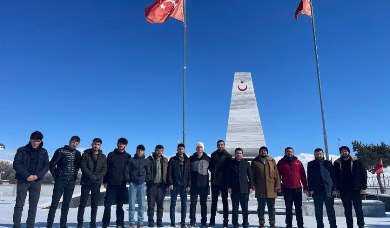 Diyanet Gençlik Hizmetleri Faaliyetlerini Sürdürüyor
